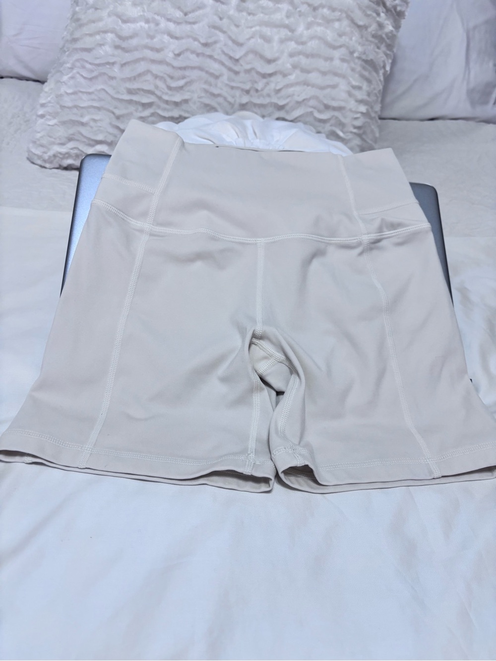Antonio Melani Active Power Ivory Pocket Bike Shorts XS